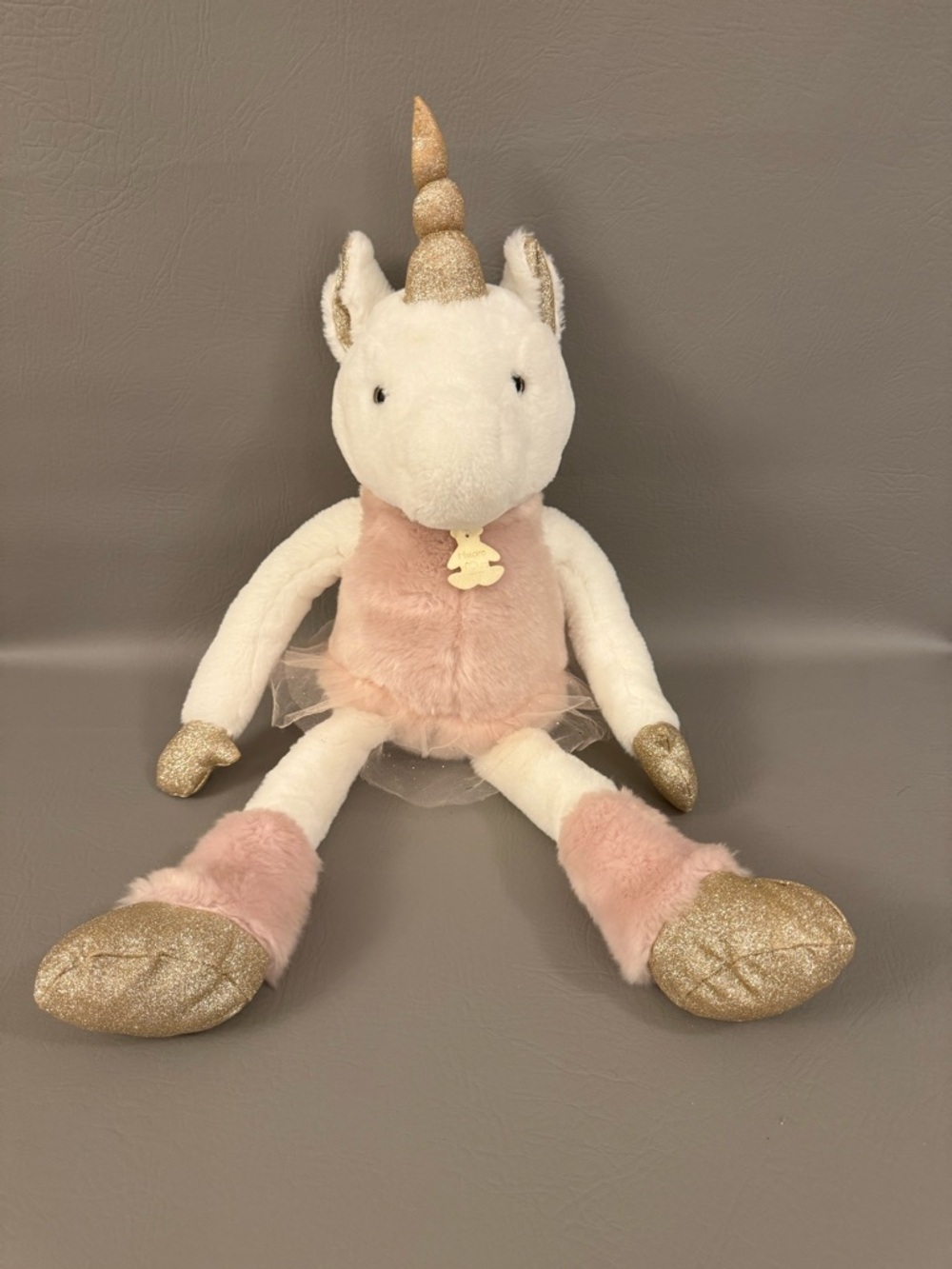 Histoire d'Ours unicorn, specifically from their Les Petits Twist collection. 